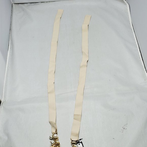 AQUA Faux pearl cluster multi beaded with taupe fabric bib necklace - Picture 4 of 7